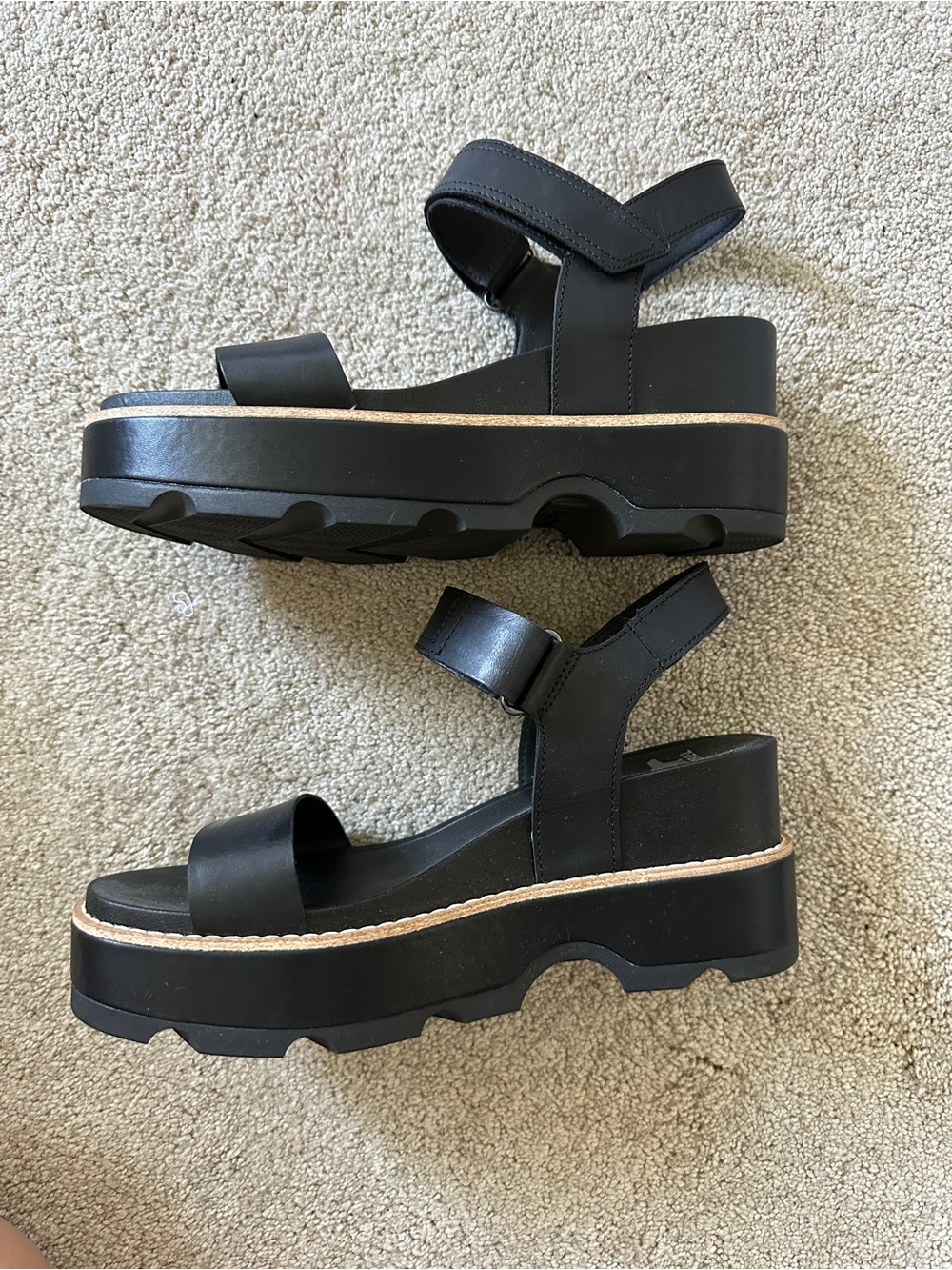 Sorel Joanie IV Black Platform Strappy Sandals - Picture 4 of 6